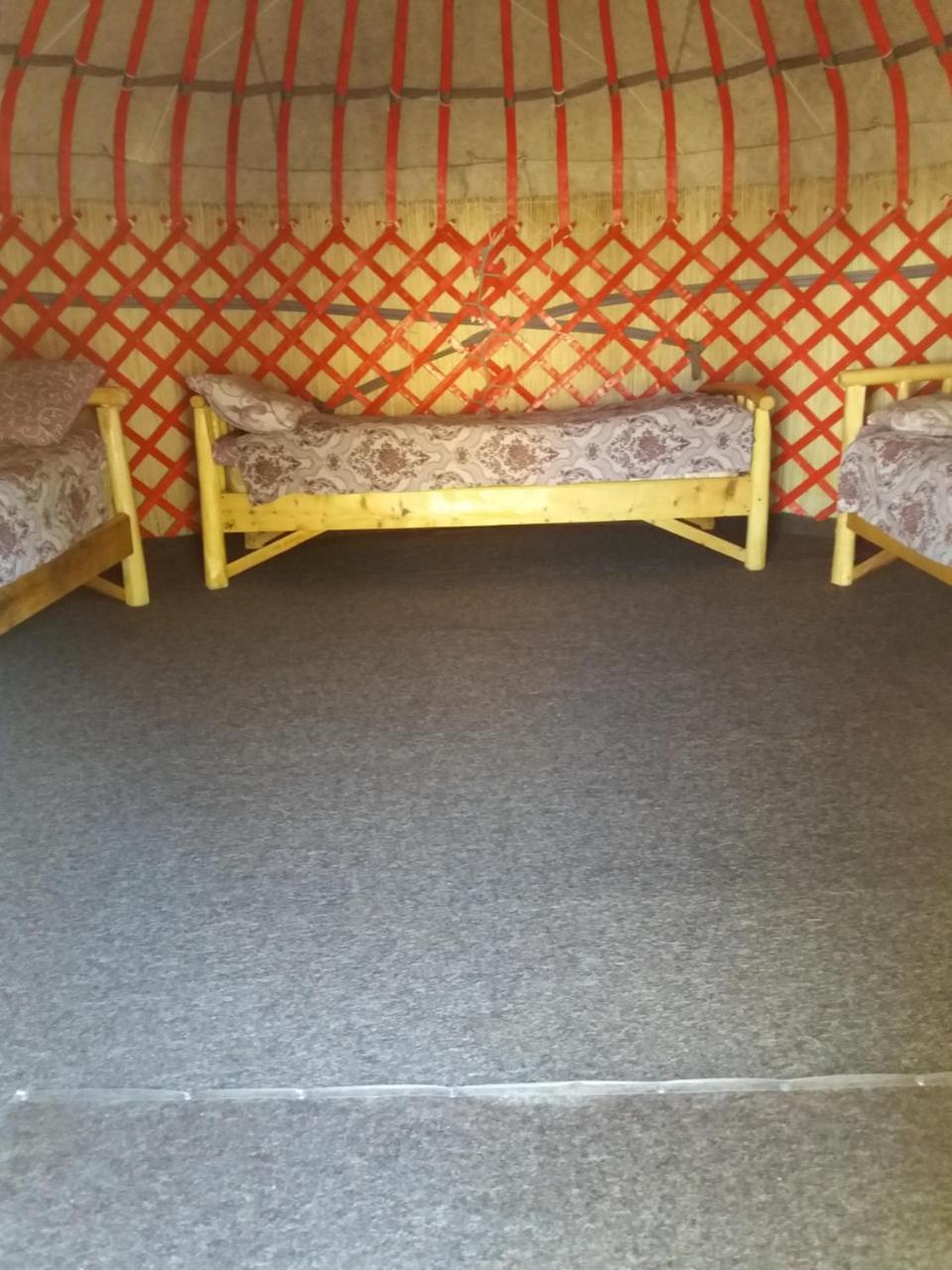 Yurt Camp Tosor Hotel Bagian luar foto